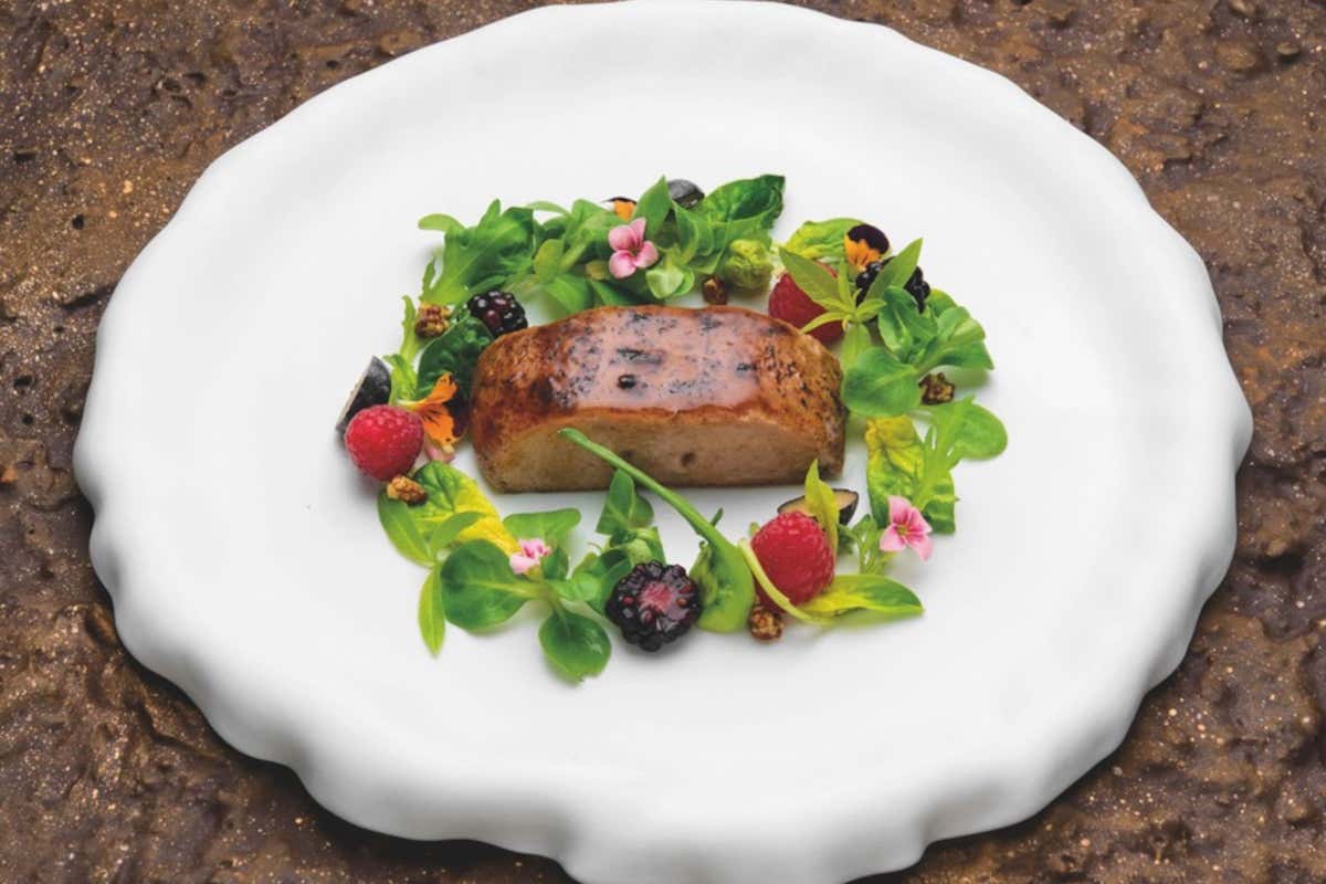 Foodart Trends, arriva la formazione con gli stellati Giovanni Solofra e Aurora Mazzucchelli Foodart Trends, arriva la formazione con gli stellati Giovanni Solofra e Aurora Mazzucchelli